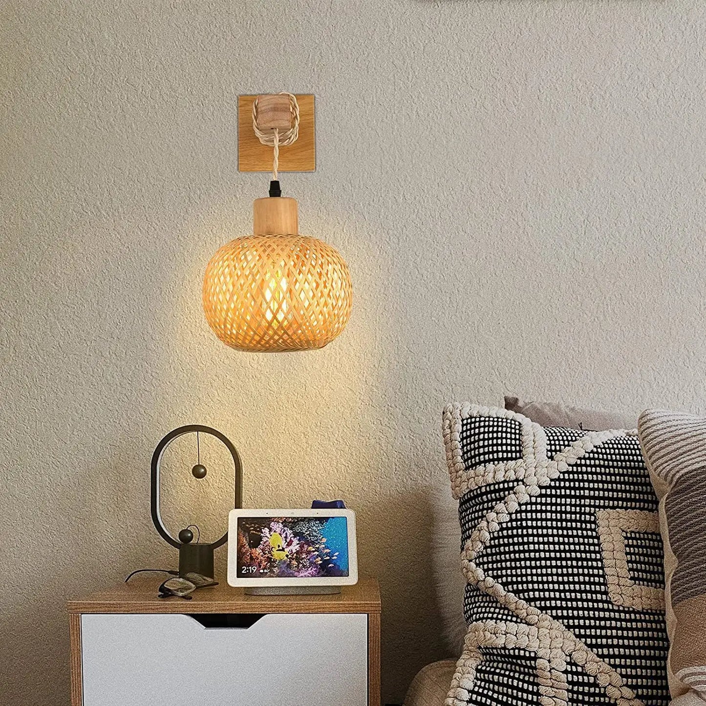 Nirontek Modern Bamboo Lantern Wall Lamp
